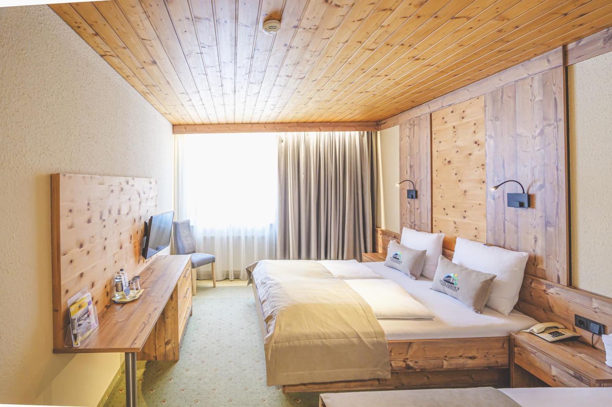 Hotel Styrolerhof Steeg Bagian luar foto