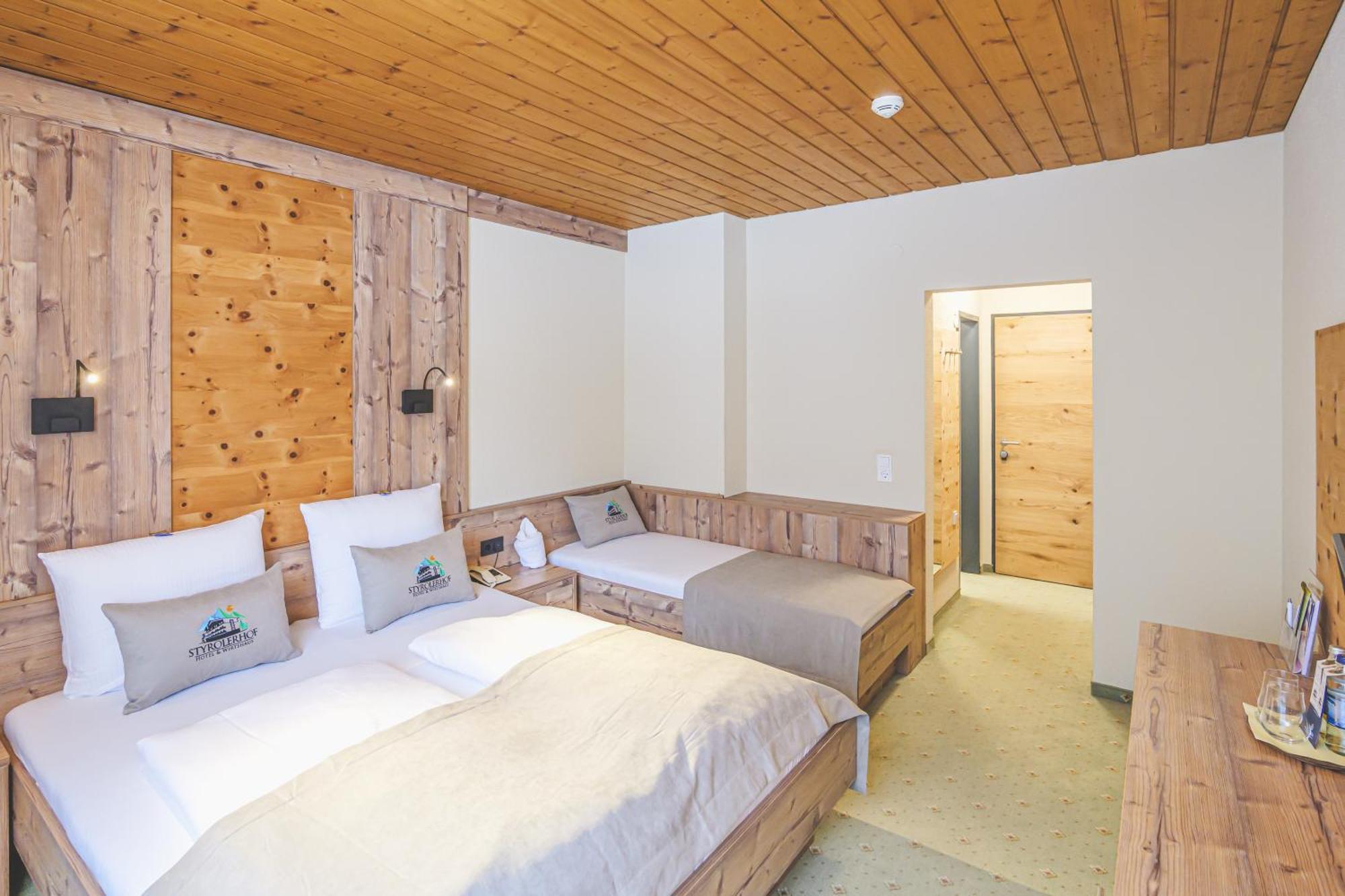 Hotel Styrolerhof Steeg Bagian luar foto